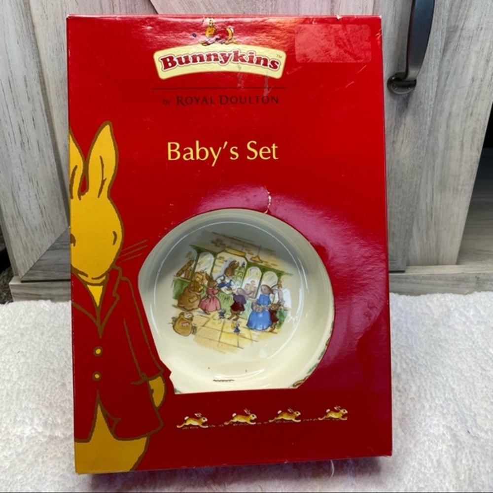 2003 Bunnykins Classic Collection by Royal Doulton Baby Plate Two Handled Mug